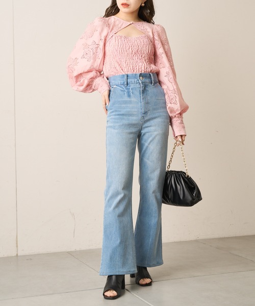 Chico（チコ）の「フロントデザインシャーリングレースブラウス（シャツ/ブラウス・レディース・ホワイト/ピンク/ブルー・FREE）」の17枚目の写真