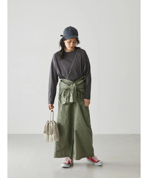 AMERICAN HOLIC（アメリカンホリック）の「バック切り替えカットプルオーバー（Tシャツ/カットソー・レディース・チャコールグレー/オフホワイト・M/L）」の11枚目の写真