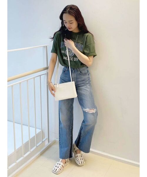 Ungrid(アングリッド)の「カレッジロゴビッグTee(Tシャツ/カットソー・レディース・チャコールグレー/ライトグレー/レッド/グリーン・FREE)」の19枚目の写真