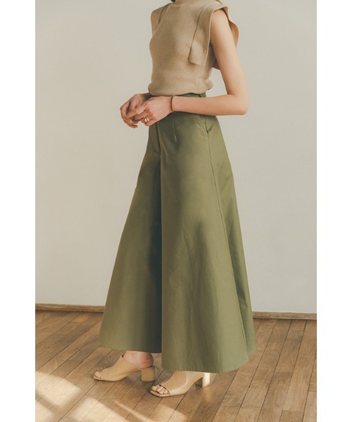 CLANE（クラネ）の「FLARE CHINOS PANTS（チノパンツ・レディース・ベージュ/カーキ系/ブラック・1/2/0）」の3枚目の写真