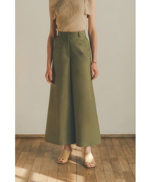 CLANE（クラネ）の「FLARE CHINOS PANTS（チノパンツ・レディース・ベージュ/カーキ系/ブラック・1/2/0）」の4枚目の写真