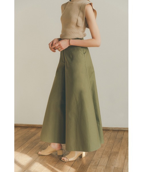 CLANE（クラネ）の「FLARE CHINOS PANTS（チノパンツ・レディース・ベージュ/カーキ系/ブラック・1/2/0）」の5枚目の写真