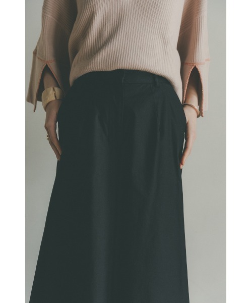 CLANE（クラネ）の「FLARE CHINOS PANTS（チノパンツ・レディース・ベージュ/カーキ系/ブラック・1/2/0）」の14枚目の写真