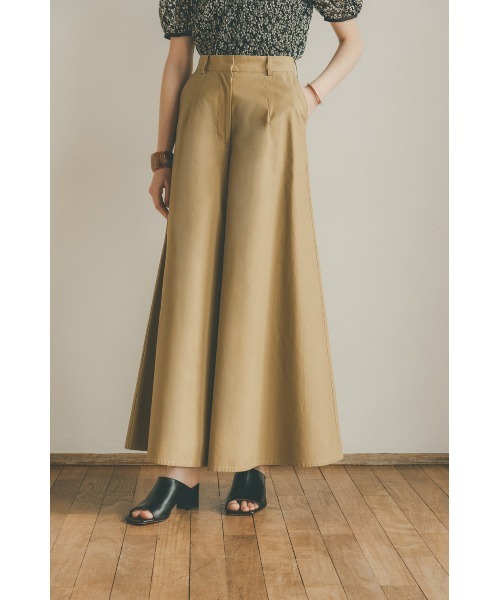 CLANE（クラネ）の「FLARE CHINOS PANTS（チノパンツ・レディース・ベージュ/カーキ系/ブラック・1/2/0）」の15枚目の写真