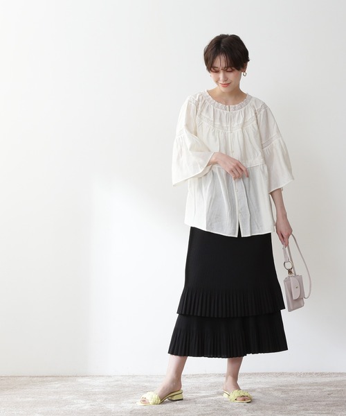 N.(N. Natural Beauty Basic)(エヌエヌナチュラルビューティーベーシック)の「◆ティアードレースチュニックブラウス(シャツ/ブラウス・レディース・イエロー/ブラック/オフホワイト・MEDIUM)」の10枚目の写真
