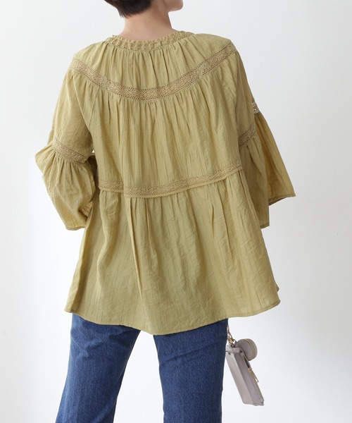 N.(N. Natural Beauty Basic)(エヌエヌナチュラルビューティーベーシック)の「◆ティアードレースチュニックブラウス(シャツ/ブラウス・レディース・イエロー/ブラック/オフホワイト・MEDIUM)」の5枚目の写真