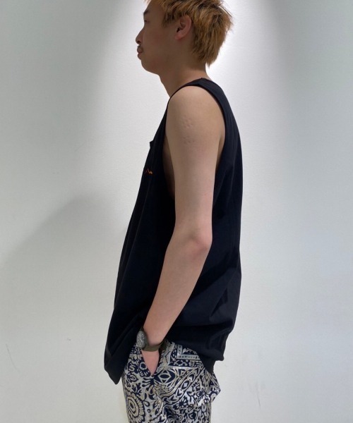 MANASTASH(マナスタッシュ)の「MANASTASH/マナスタッシュ MS Circle logo tanktop MSサークルロゴタンクトップ(タンクトップ・メンズ・ホワイト/ブラック・MEDIUM/LARGE)」の6枚目の写真