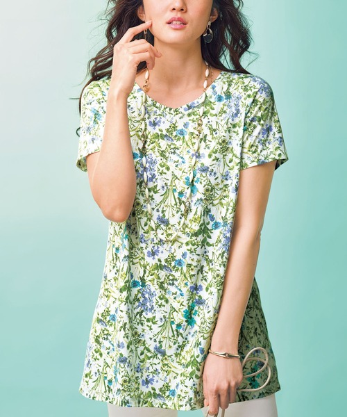 BELLUNA PLUS(ベルーナ)の「美人顔シルエットプリントプルオーバー(Tシャツ/カットソー・レディース・ブラック/ターコイズブルー/その他1/その他2/グリーン系その他・X-LARGE/MEDIUM/LARGE)」の4枚目の写真