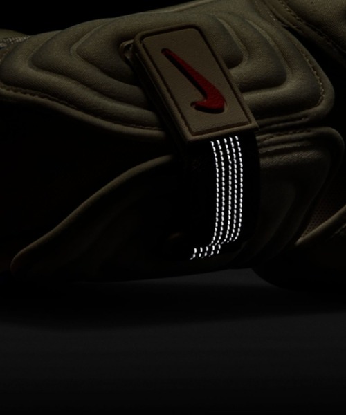 NIKE（ナイキ）の「NIKE /ナイキ アクア リフト プレミアム（スニーカー・レディース・グレー・24/23/25）」の2枚目の写真