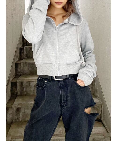 GYDA（ジェイダ）の「BASICショートパーカー（パーカー・レディース・ブラック/グレー/オフホワイト/ベージュ・FREE）」の4枚目の写真