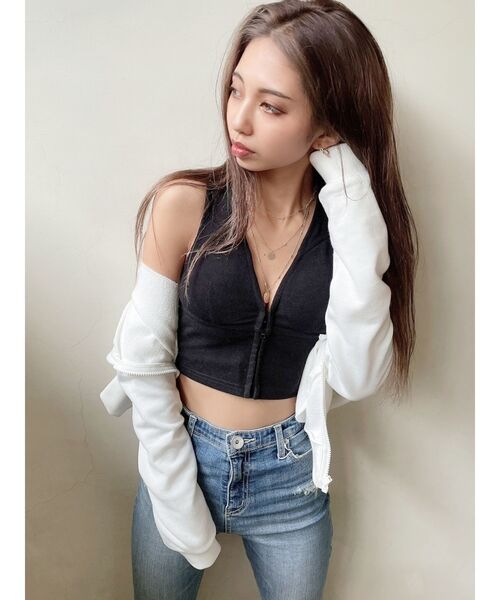 GYDA（ジェイダ）の「BASICショートパーカー（パーカー・レディース・ブラック/グレー/オフホワイト/ベージュ・FREE）」の18枚目の写真