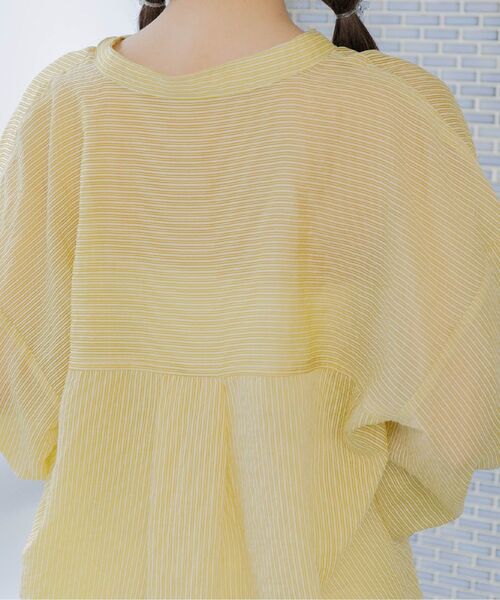 ems excite（エムズエキサイト）の「ストライプシアーSH（シャツ/ブラウス・レディース・グリーン系その他/イエロー系その他/レッド系その他・FREE）」の5枚目の写真