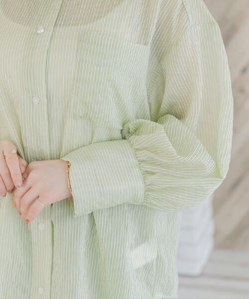 ems excite（エムズエキサイト）の「ストライプシアーSH（シャツ/ブラウス・レディース・グリーン系その他/イエロー系その他/レッド系その他・FREE）」の10枚目の写真