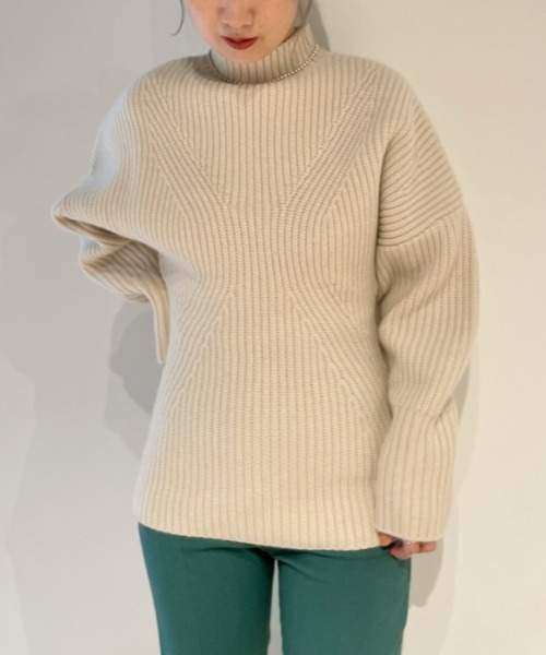 STONE  スナイデルニット STONE ISLAND (ストーンアイランド) ウール ロゴパッチ クルーネック