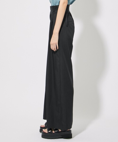 CITY TOKYO（シティトウキョウ）の「サイドバックルツータックパンツ（その他パンツ・レディース・ブラック/キャメル・2/1）」の8枚目の写真