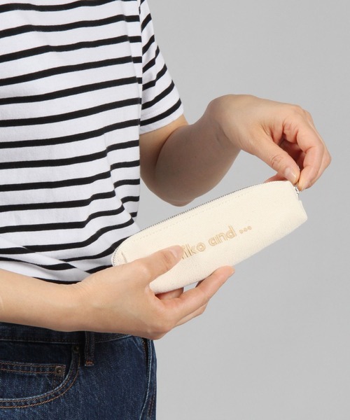 niko and...（ニコアンド）の「オリジナルニコロゴ刺繍ペンケース（ステーショナリー・レディース・ホワイト/ブラック・0）」の8枚目の写真