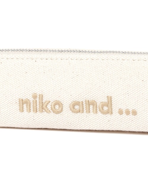 niko and...（ニコアンド）の「オリジナルニコロゴ刺繍ペンケース（ステーショナリー・レディース・ホワイト/ブラック・0）」の5枚目の写真