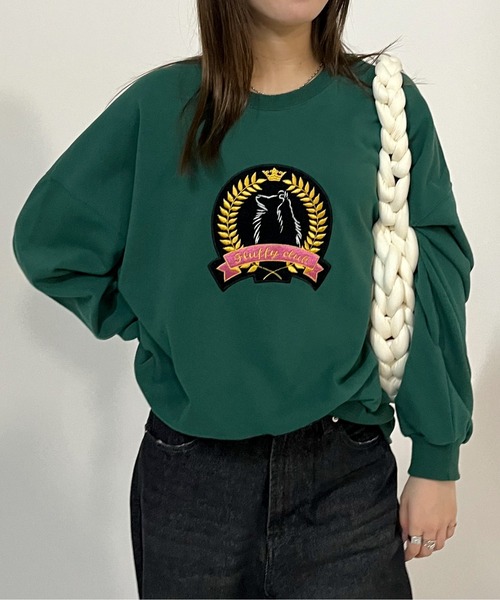 EPIMI E'PIMMY（エピミエピミー）の「ボアシシュウエンブレムスウェット（スウェット・レディース・ブラック/ピンク/グリーン/オートミール・MEDIUM）」の2枚目の写真