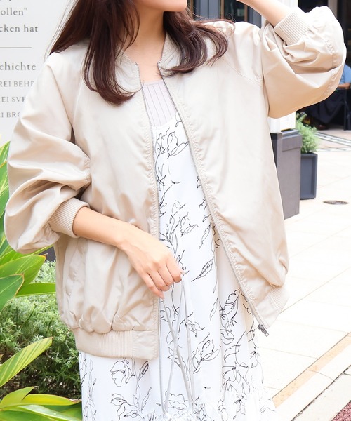 Social GIRL（ソーシャルガール）の「シャーリングMA-1ブルゾン（MA-1・レディース・ブラック/オフホワイト/カーキ・M/L）」の6枚目の写真