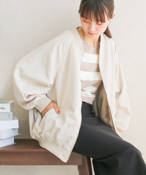 Social GIRL（ソーシャルガール）の「シャーリングMA-1ブルゾン（MA-1・レディース・ブラック/オフホワイト/カーキ・M/L）」の14枚目の写真