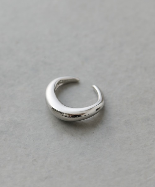 CIAOPANIC TYPY（チャオパニックティピー）の「lilハーフムーンイヤカフ（イヤーカフ・レディース・シルバー/ゴールド・ONE SIZE）」の7枚目の写真