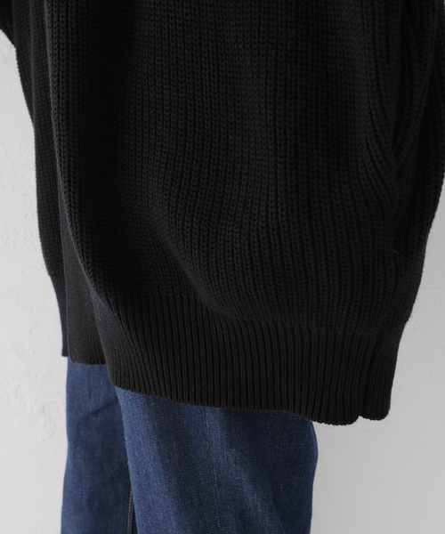 JOURNAL STANDARD LUXE（ジャーナルスタンダード　ラックス）の「COTTONアゼ Vネックカーディガン（ニット/セーター・レディース・ブラック/レッド・FREE）」の12枚目の写真