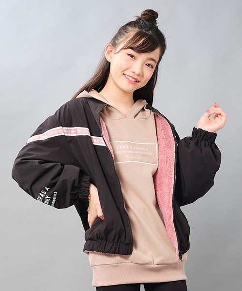 by LOVEiT（バイラビット）の「袖シャーリングチュニック（チュニック・キッズ・モカ/ラベンダー/ブラック・140cm/160cm/130cm/150cm/120cm）」の11枚目の写真