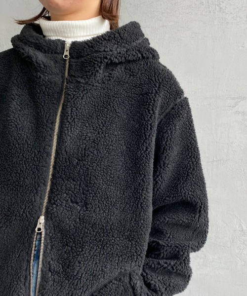 Vincent et Mireille（バンソンエミレイユ）の「[Vincent et Mireille/ヴァンソン エ ミレイユ] ボアフリースジップパーカー（ブルゾン・レディース・アイボリー/ブラック・38/40）」の18枚目の写真