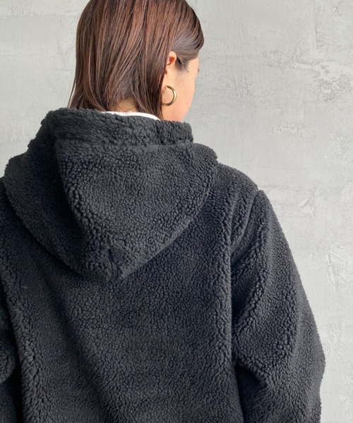 Vincent et Mireille（バンソンエミレイユ）の「[Vincent et Mireille/ヴァンソン エ ミレイユ] ボアフリースジップパーカー（ブルゾン・レディース・アイボリー/ブラック・38/40）」の20枚目の写真