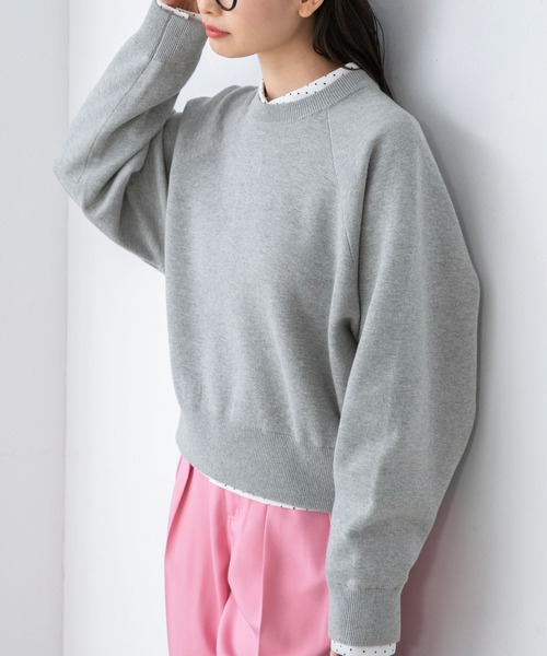BONLECILL(ボンルシール)の「フロントロゴ刺繍 クロップドニットプルオーバー(ニット/セーター・レディース・グレー/アイボリー/ネイビー/レッド・FREE)」の12枚目の写真