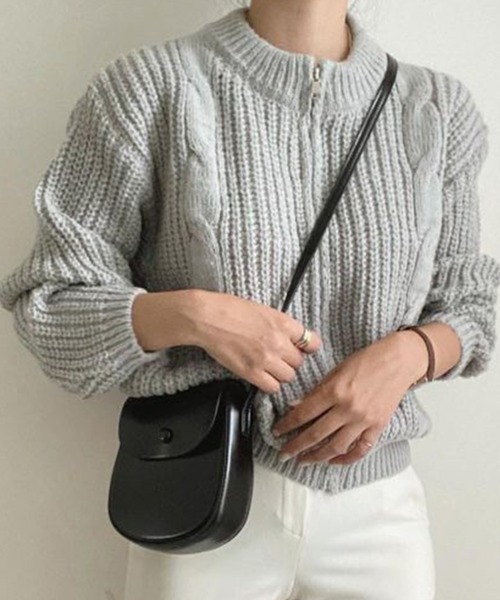 Chaco closet（チャコ クローゼット）の「畦ケーブル編みジップカーディガン（カーディガン/ボレロ・レディース・アイボリー/グレー/ピンク・FREE）」の4枚目の写真