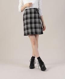 To b. by agnes b.（トゥービーバイアニエスベー）の「WT23 JUPE