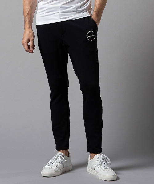 wjk（ダヴルジェイケイ）の「mp10523--GOLF-WJKG- 3D pants テーパード