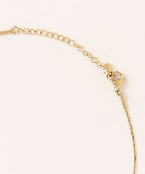 LOWRYS FARM（ローリーズファーム）の「ステンレス＊ワンＴＯＰネックレス　171670（ネックレス・レディース・ゴールド/ゴールド系その他/ゴールド系その他2・FREE）」の4枚目の写真