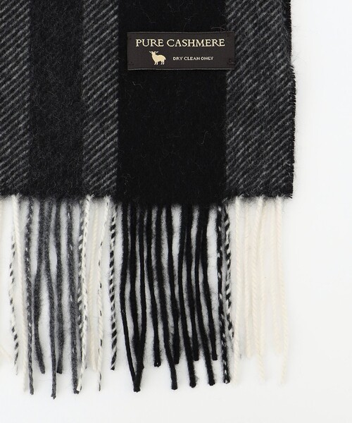 23区（ニジュウサンク）の「カシミヤ マフラー（マフラー・レディース・ライトグレー系1/スカイブルー系1/レッド系1・F）」の20枚目の写真