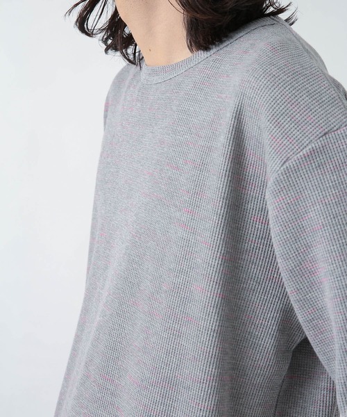 URBAN RESEARCH Sonny Label（アーバンリサーチサニーレーベル）の「『MADE IN JAPAN』 起毛ネップワッフルロングスリーブ（Tシャツ/カットソー・メンズ・グレー系その他/オフホワイト/グレー/ブラック系その他・MEDIUM/LARGE）」の3枚目の写真