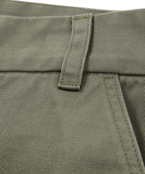 Demi-Luxe BEAMS（デミルクス ビームス）の「Demi-Luxe BEAMS / コットンチノ ショートパンツ（その他パンツ・レディース・オフホワイト/カーキ/ネイビー・38/36）」の6枚目の写真