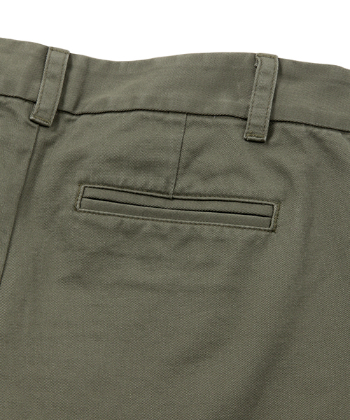 Demi-Luxe BEAMS（デミルクス ビームス）の「Demi-Luxe BEAMS / コットンチノ ショートパンツ（その他パンツ・レディース・オフホワイト/カーキ/ネイビー・38/36）」の7枚目の写真