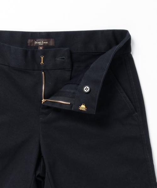 Demi-Luxe BEAMS（デミルクス ビームス）の「Demi-Luxe BEAMS / コットンチノ ショートパンツ（その他パンツ・レディース・オフホワイト/カーキ/ネイビー・38/36）」の22枚目の写真