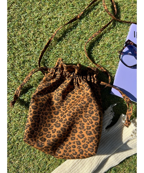 WC(ダブル シー)の「レオパード巾着ショルダー(ショルダーバッグ・レディース・ベージュ/ブラウン・FREE)」の15枚目の写真