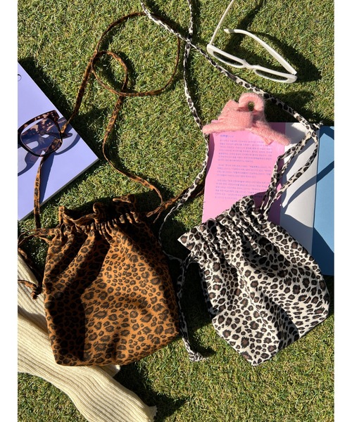 WC(ダブル シー)の「レオパード巾着ショルダー(ショルダーバッグ・レディース・ベージュ/ブラウン・FREE)」の13枚目の写真