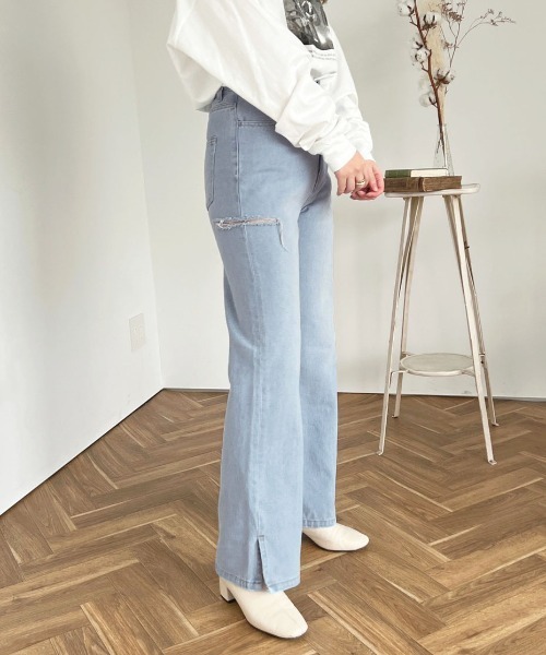 apres jour(アプレジュール)の「ダメージスリットデニムパンツ【ZOZOTOWN限定アイテム】(デニムパンツ・レディース・ダークブルー/ライトブルー・X-LARGE/MEDIUM/SMALL)」の8枚目の写真