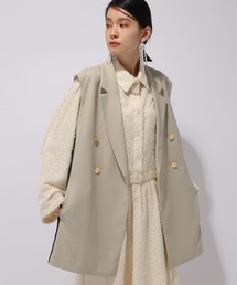 メタルボタンバイカラーミドルジレ(HARE)