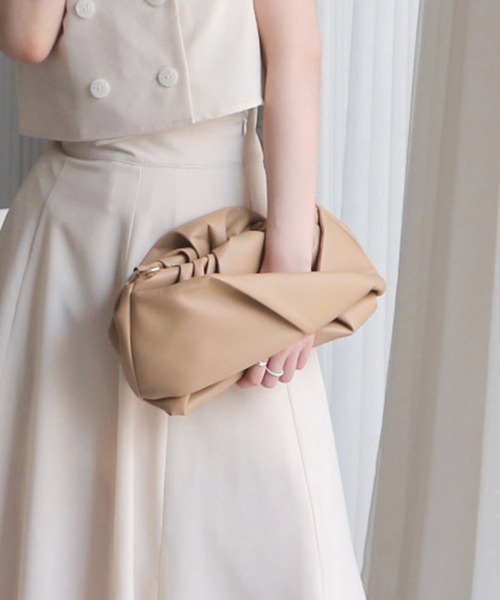 ROYAL PARTY（ロイヤルパーティー）の「2wayツイストクラッチBAG（クラッチバッグ・レディース・ブラック/ベージュ/オフホワイト・FREE）」の19枚目の写真