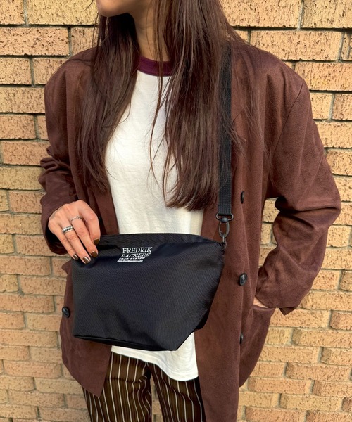 FREDRIK PACKERS(フレドリックパッカーズ)の「【FREDRIK PACKERS】別注!限定アイテム 420D FAM SHOULDER(ショルダーバッグ・レディース・オリーブ/ブラック/ライトグレー/カーキ/パープル・FREE)」の17枚目の写真