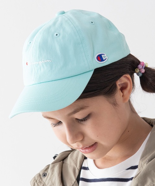 Champion(チャンピオン)の「【CHAMPION/チャンピオン】KIDS スクリプトローキャップ ワンポイントブランドロゴ刺繍 キッズ(キャップ・キッズ・ミント/ブルー/ラベンダー/ブルー系その他/ダークブルー/ブラック/ネイビー/ピンク/ベージュ/オフホワイト・FREE)」の4枚目の写真
