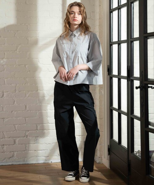 cloenc(クロエンス)の「◆オーバーサイズシャツ(シャツ/ブラウス・レディース・ネイビー/ベージュ系2/グレー/ホワイト/ホワイト系3・00)」の10枚目の写真