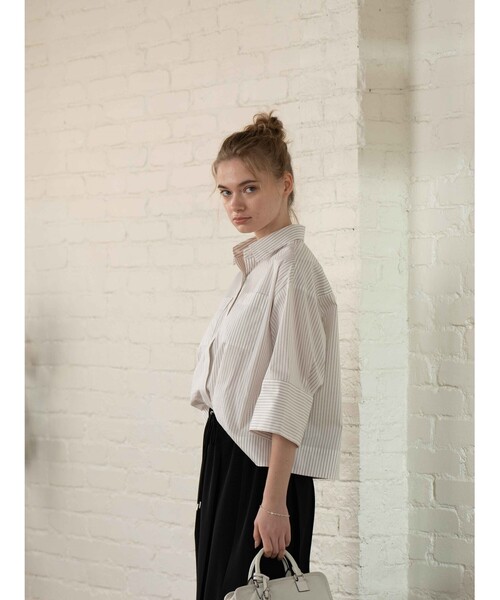 cloenc(クロエンス)の「◆オーバーサイズシャツ(シャツ/ブラウス・レディース・ネイビー/ベージュ系2/グレー/ホワイト/ホワイト系3・00)」の20枚目の写真