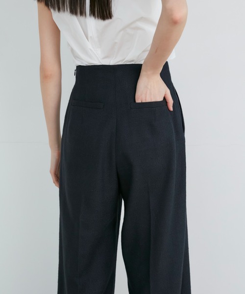 INED シルクスラブツイードタックパンツ la veille ９号 ネイビー INED（イネド）の「シルクスラブツイードタックパンツ《la veille by