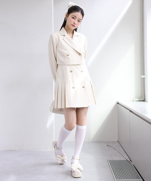 one after another NICE CLAUP（ワンアフターアナザーナイスクラップ）の「NCエンブレム付きリボンサンダル（サンダル・レディース・アイボリー/ブラック・SMALL/MEDIUM/LARGE）」の4枚目の写真